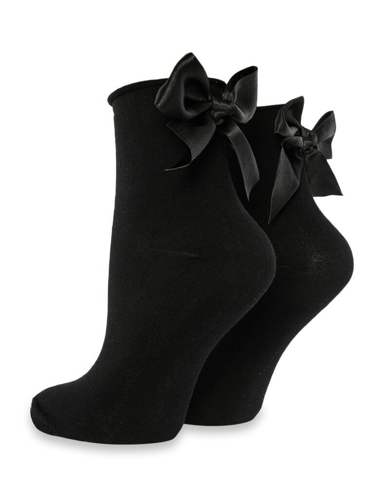 Siyah Renk Kurdela Aksesuarlı Soket Çorap