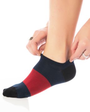 Koyu Gri-Kırmızı Çizgi Detaylı Kısa Soket Çorap