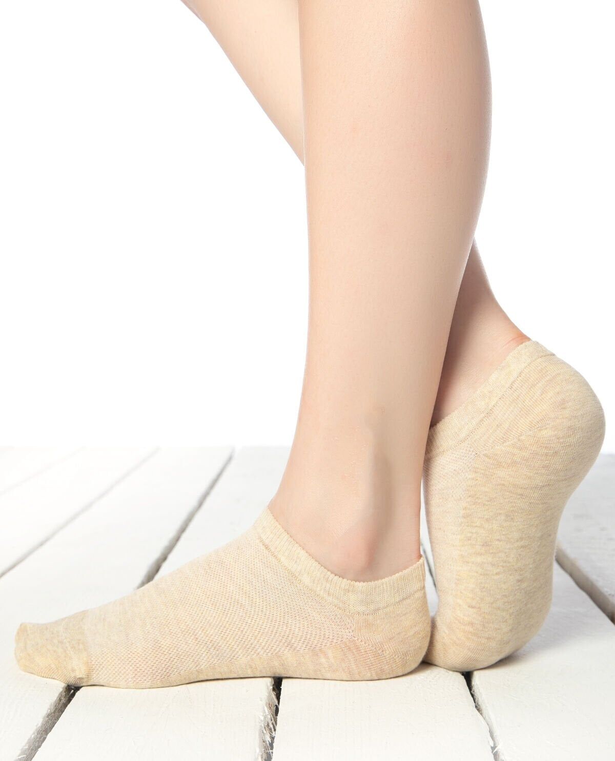 Bej Renk Kısa Soket Çorap Adele
