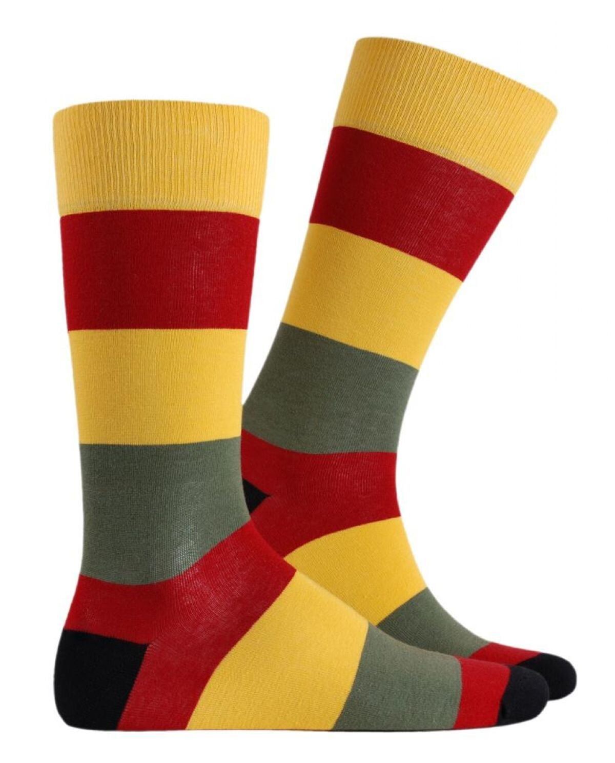 Sarı, Kırmızı, Haki Ve Yeşil Renk Çorap