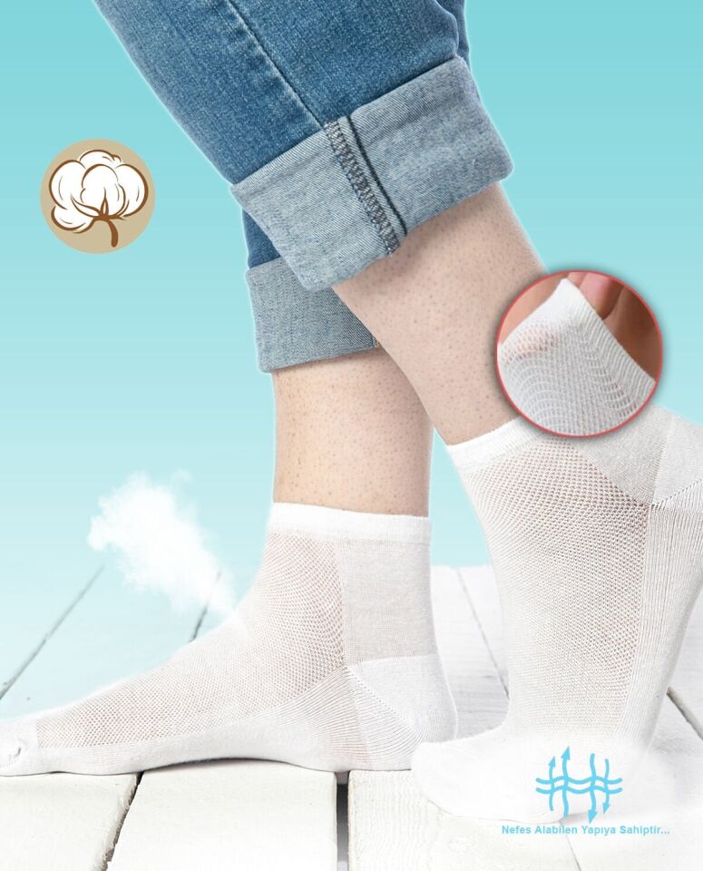 Beyaz Renk Kısa Soket Çorap Adele