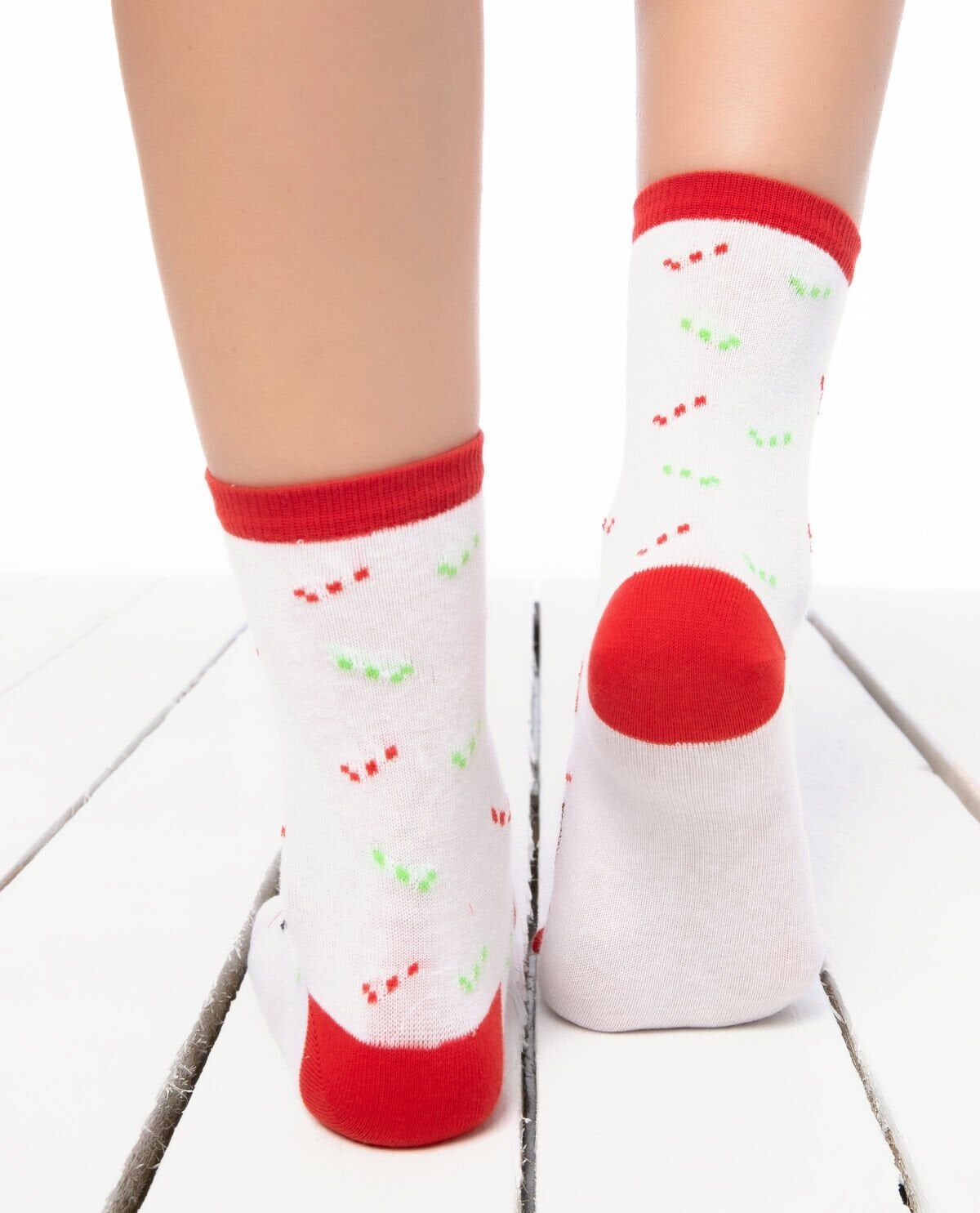 Merry Christmas ve Baston Şeker Desenli Yılbaşı Çorabı