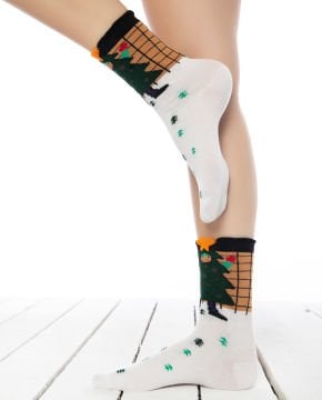 Mutlu Çam Ağacı Desen Soket Çorap