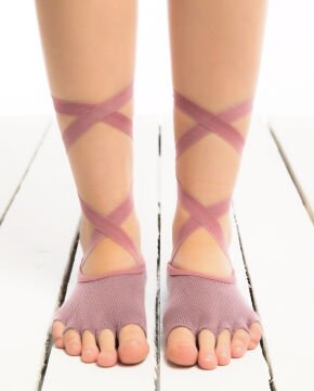 Pilates Çorabı Bağcıklı Kaydırmaz Taban Silikonlu
