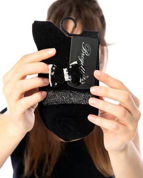 Siyah Renk Fiyonk Desen Soket Çorap