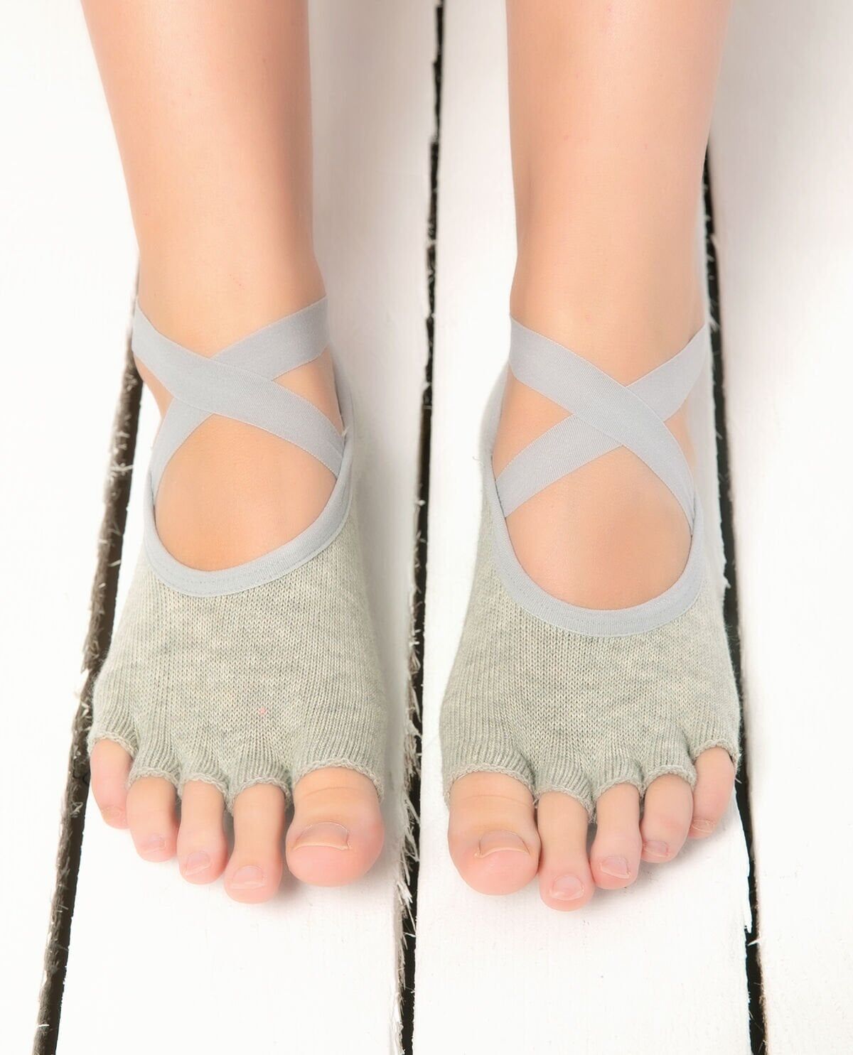 Kaymaz Tabanlı Yoga Çorabı Lastikli Gri Renk