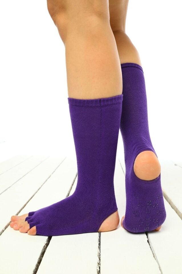 Topuk ve Parmak Açık Kaydırmaz Yoga Çorabı Mor Renk