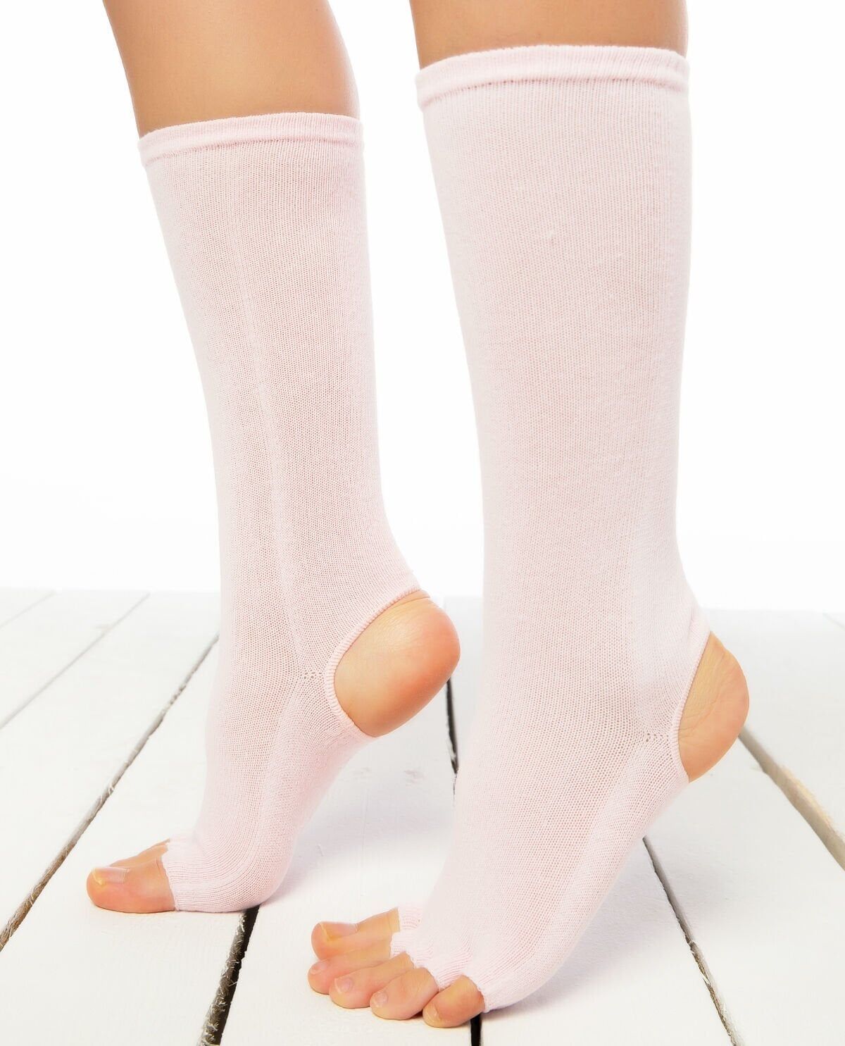 Topuk ve Parmak Açık Kaydırmaz Yoga Çorabı Pembe Renk