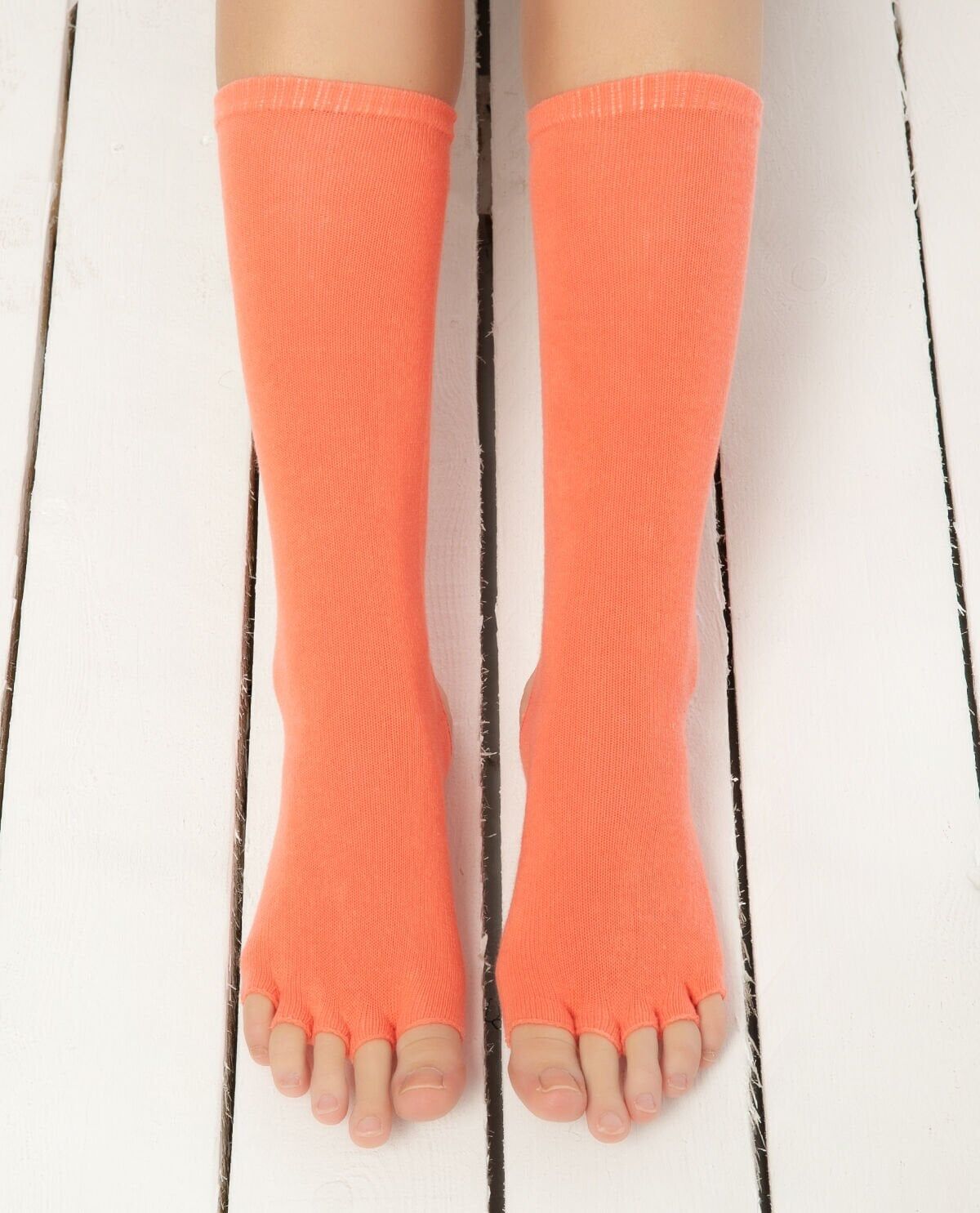 Topuk ve Parmak Açık Kaydırmaz Yoga Çorabı Turuncu Renk