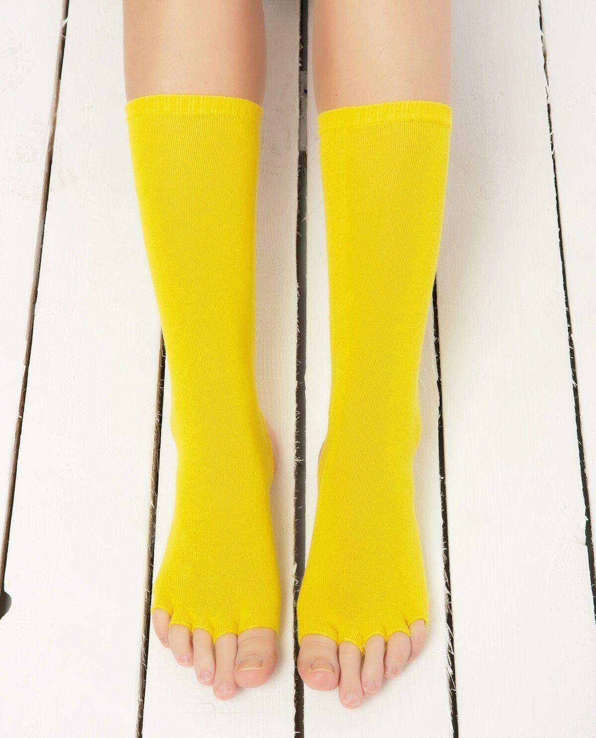 Topuk ve Parmak Açık Kaydırmaz Yoga Çorabı Sarı Renk