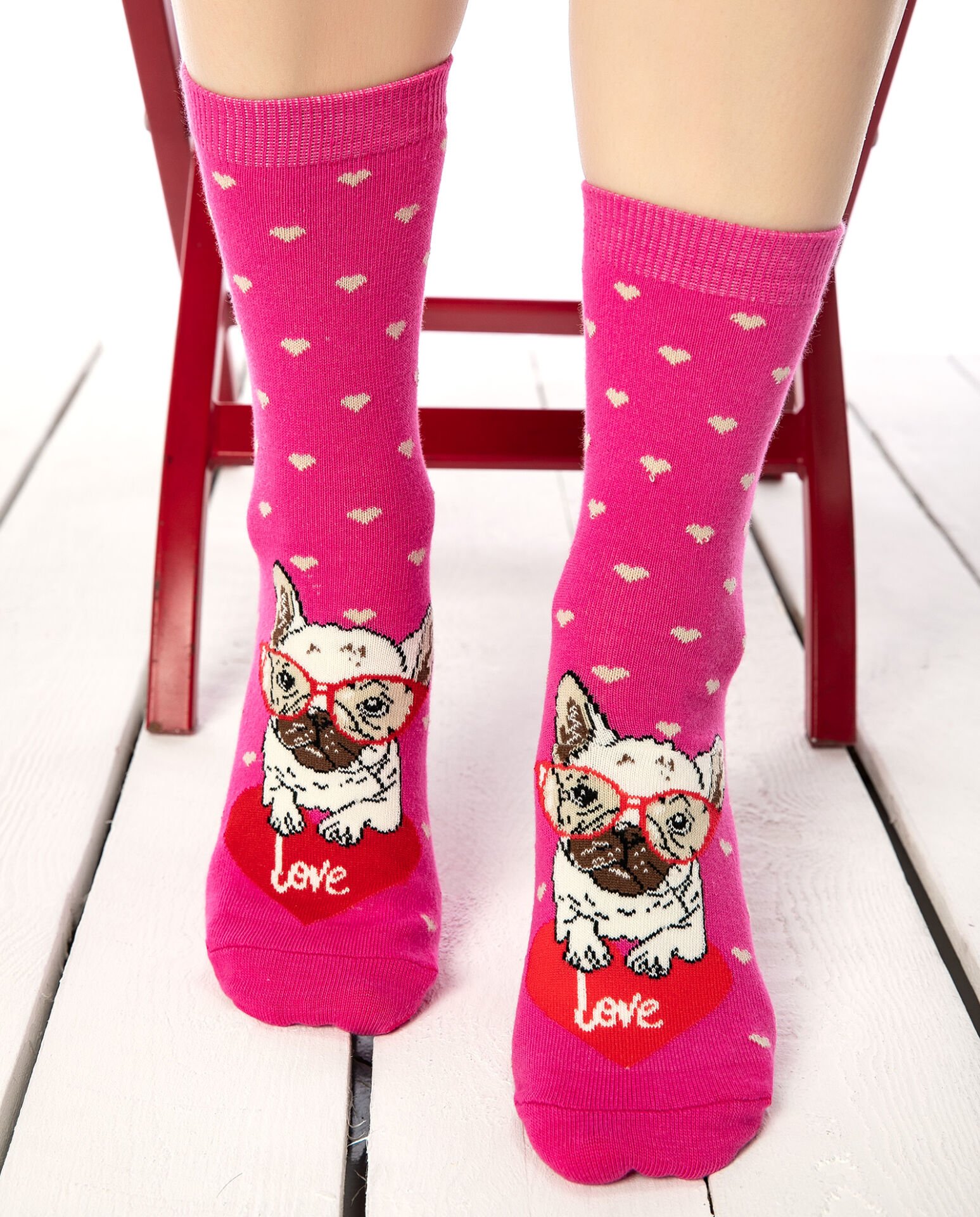 Pembe Renk Gözlüklü Pug Desen Soket Çorap