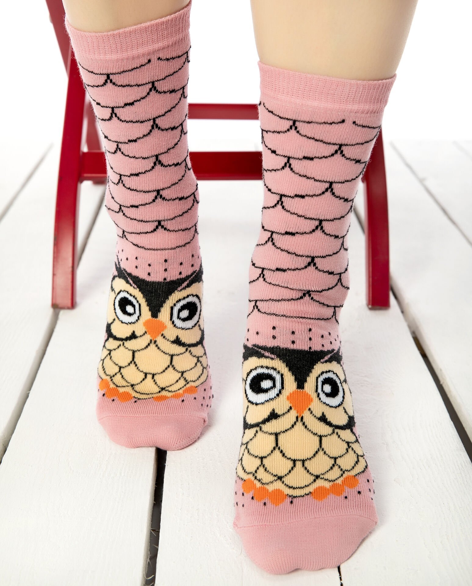 Pembe Renk Baykuş Desen Soket Çorap