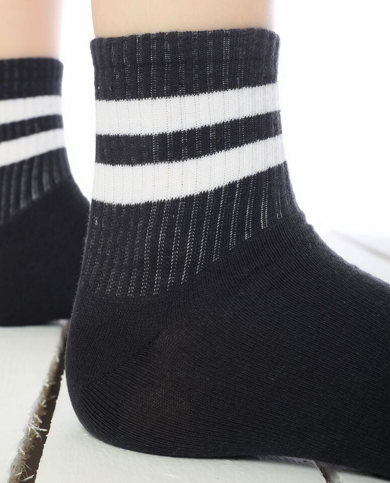 Serena Antrasit Renk Beyaz Çizgili Tenis Çorap