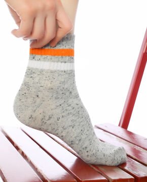 Nopeli Gri  Renk Turuncu-Beyaz Çizgili Tenis Çorap Brogetti