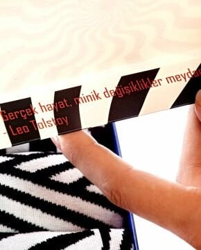 İllüzyon Desenli Op Art Çoraplar 4lü Tasarım Kutu