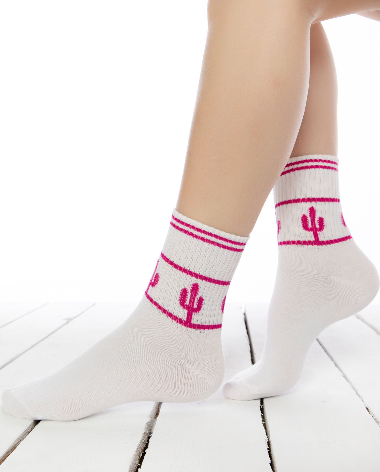 Serena Beyaz Renk Kaktüs Desenli Tenis Çorabı