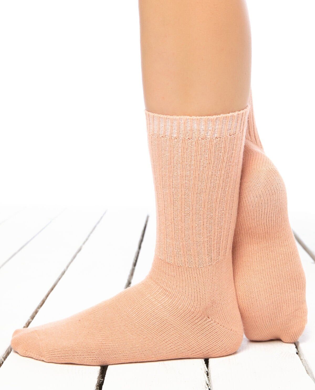 Kadın Yün Çorap Pudra Pembe Renk Çizgi Detaylı