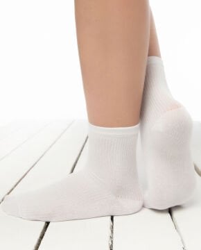 Cropt Beyaz Düz Soket Çorap