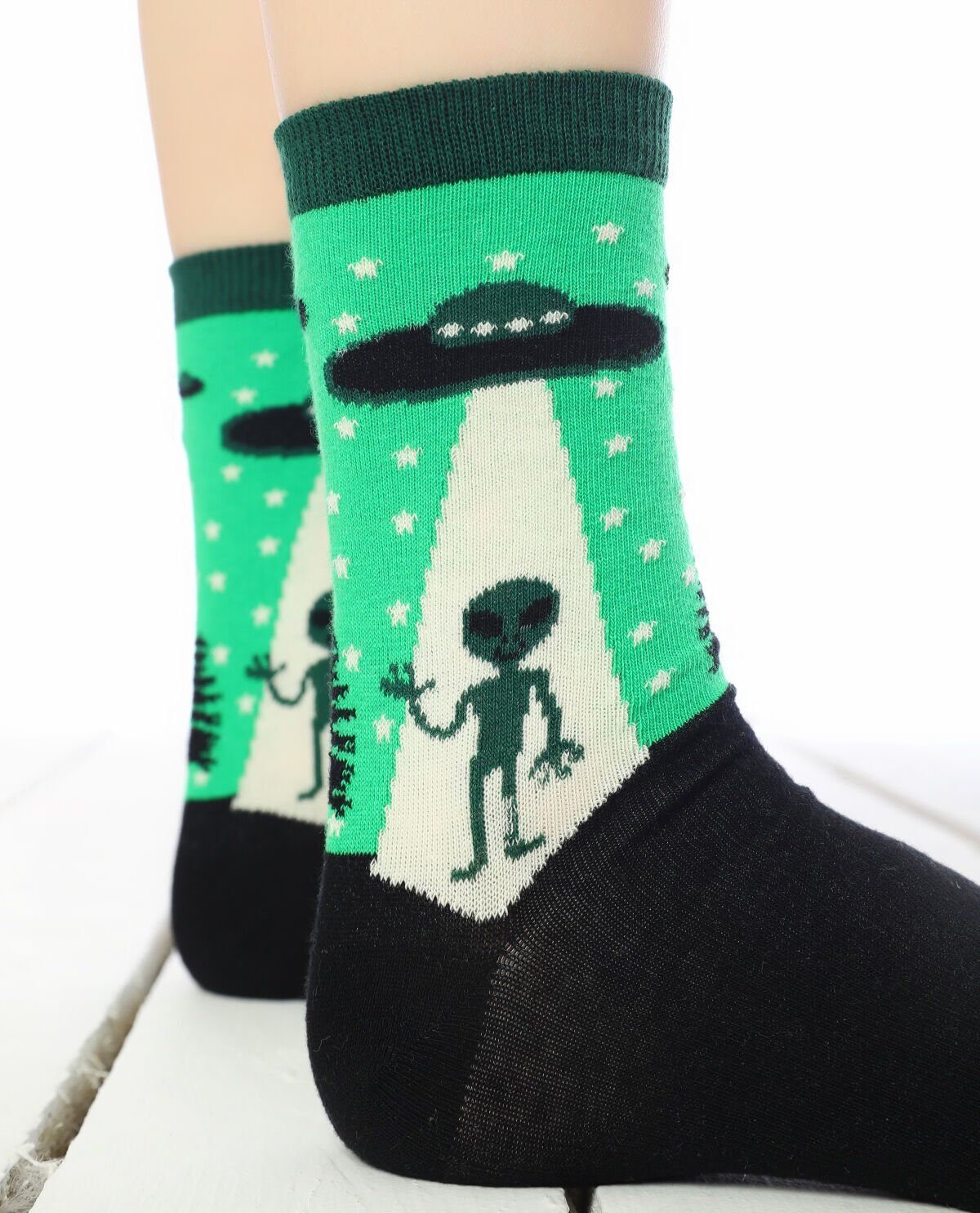 Yeşil Uzaylı ve Astranot Desenli Sevgili Çorabı