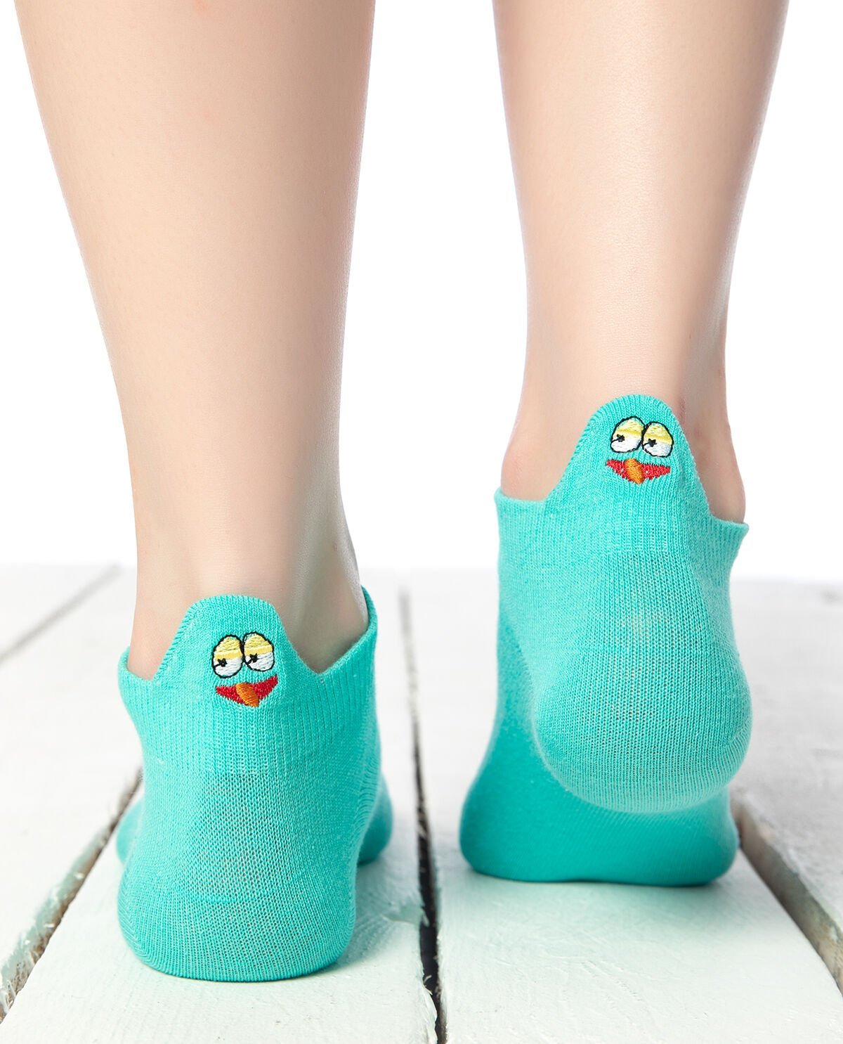 Betty Ukala Yüz İfadesi Nakışlı Emojili Çorap