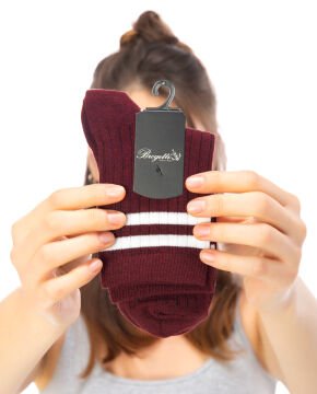 Larisa Koyu Bordo Renk Beyaz Çizgili Soket Çorap