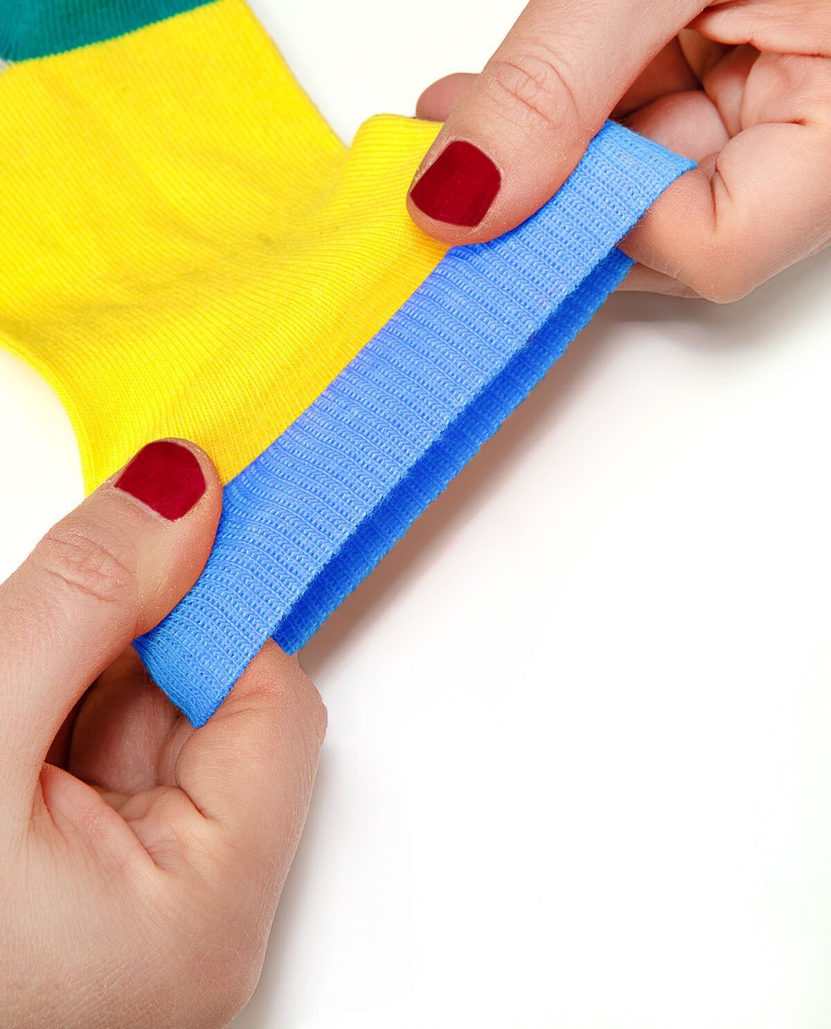 Renkli Unisex Çocuk Çorabı Burun Dikişsiz