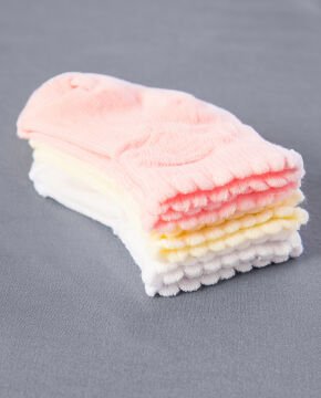 Kabartma Gül Desenli Kız Bebek Çorabı 3lü Paket
