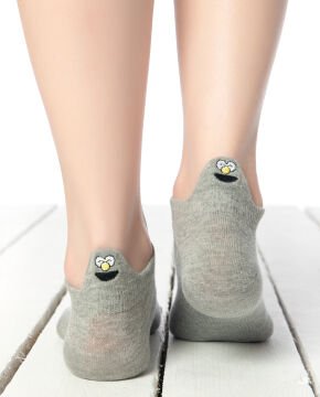 Betty Gülen Yüz İfadesi Nakışlı Emojili Çorap