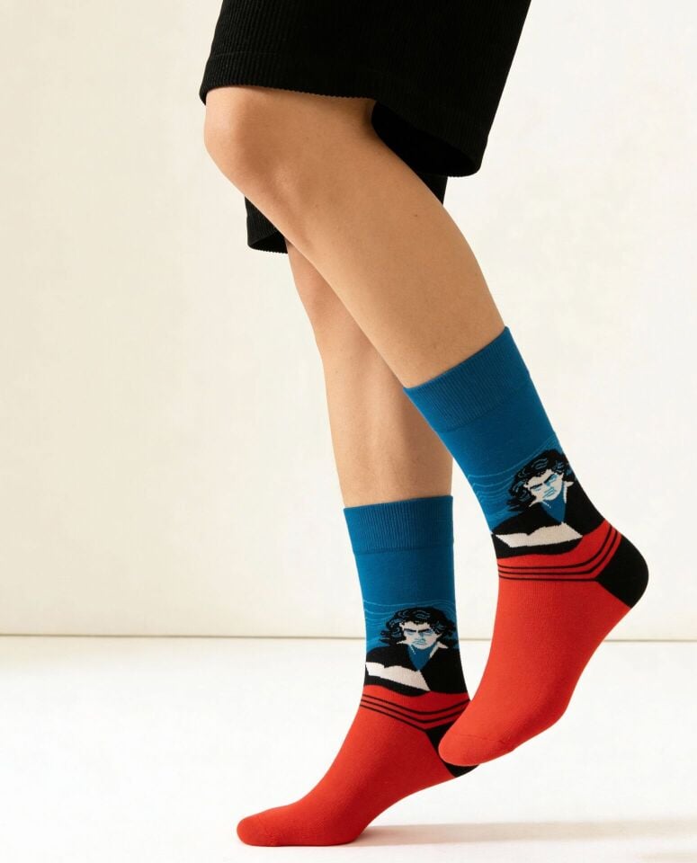 Beethoven Desenli Soket Çorap