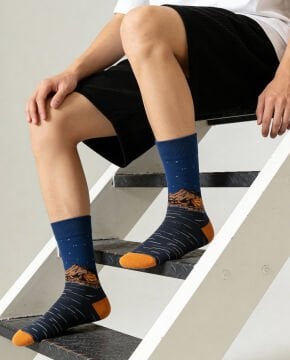 Dağ ve Çadır Desenli Erkek Soket Çorap