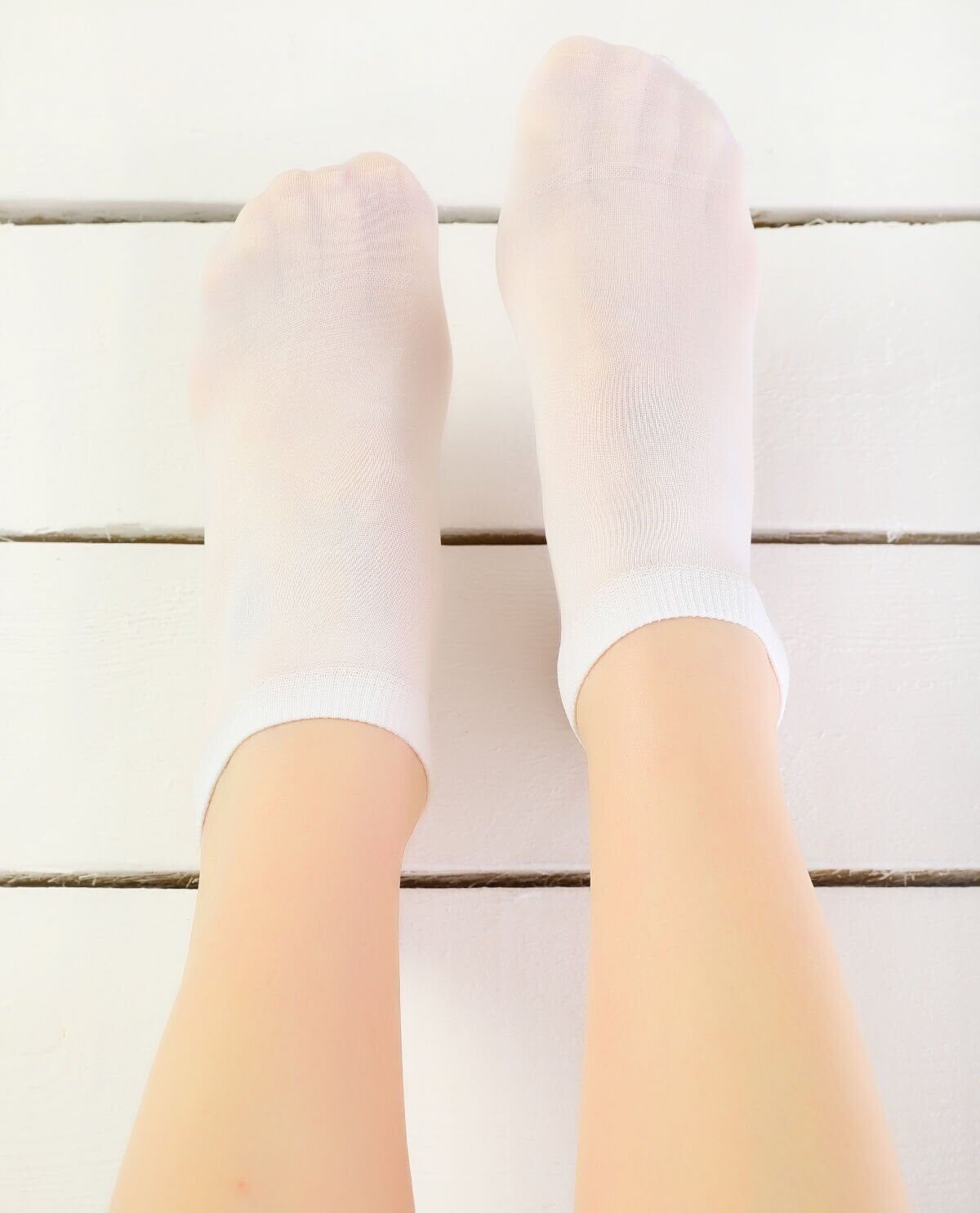 Beyaz Renk Kadın Kısa Soket Çorap