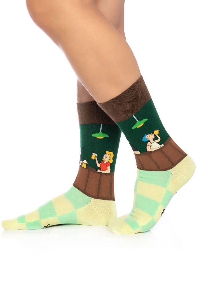 Bira İçen İnsan Desenli Erkek Soket Çorap