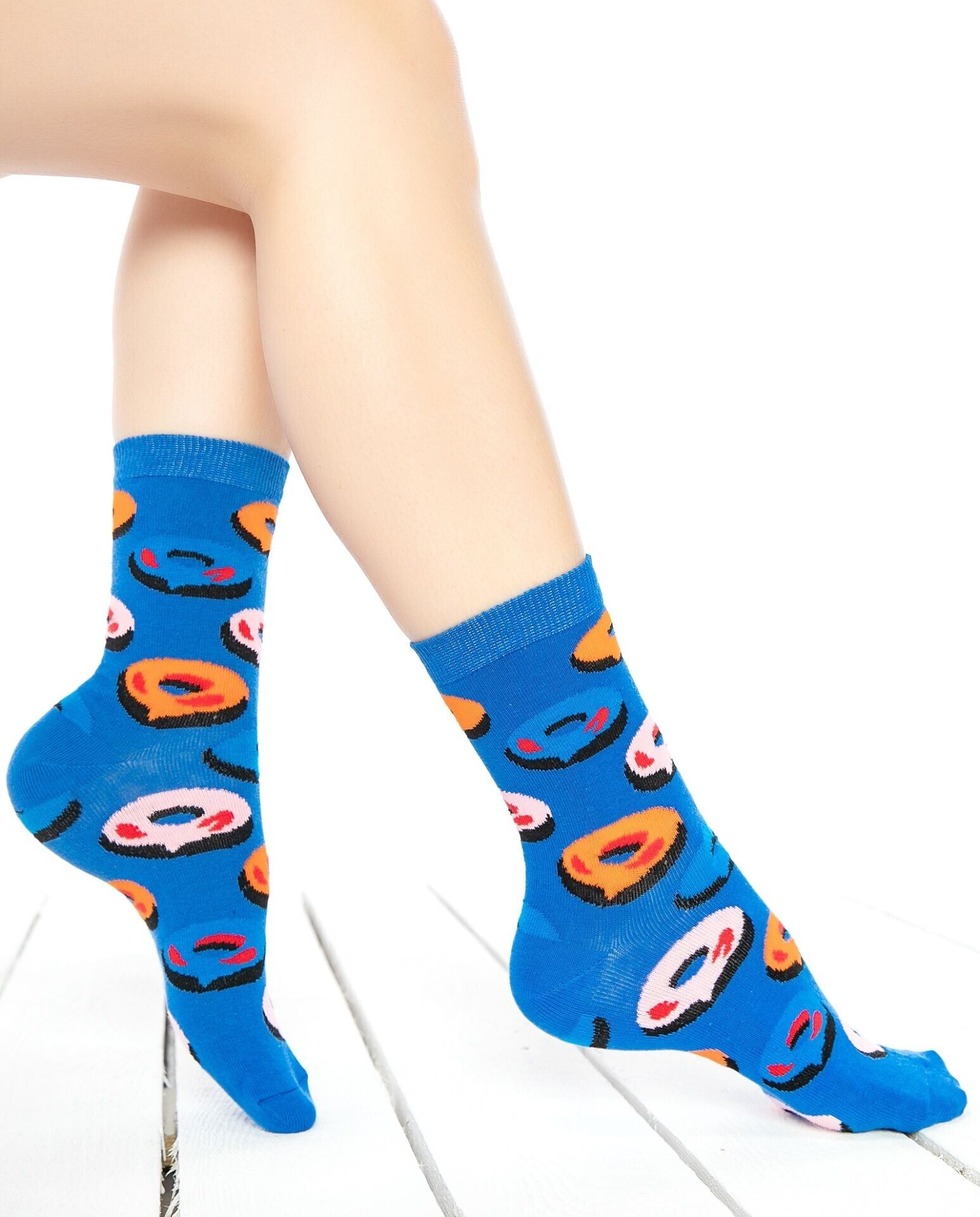 Saks Mavi Renk Donut Kurabiye Desen Soket Çorap