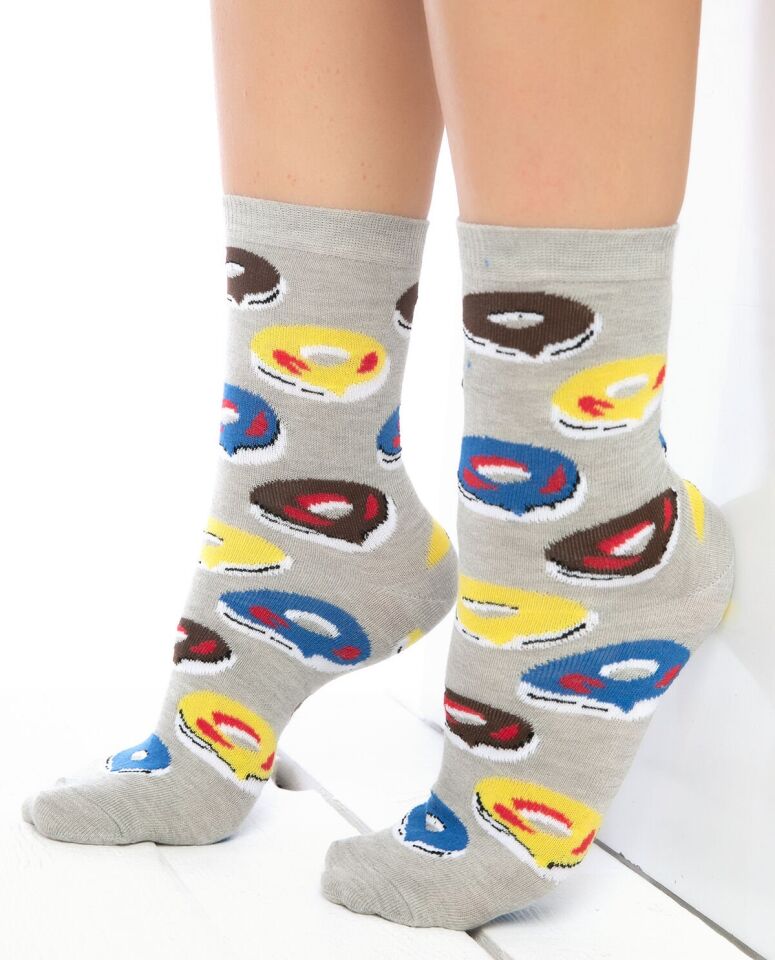 Gri Renk Donut Kurabiye Desen Soket Çorap