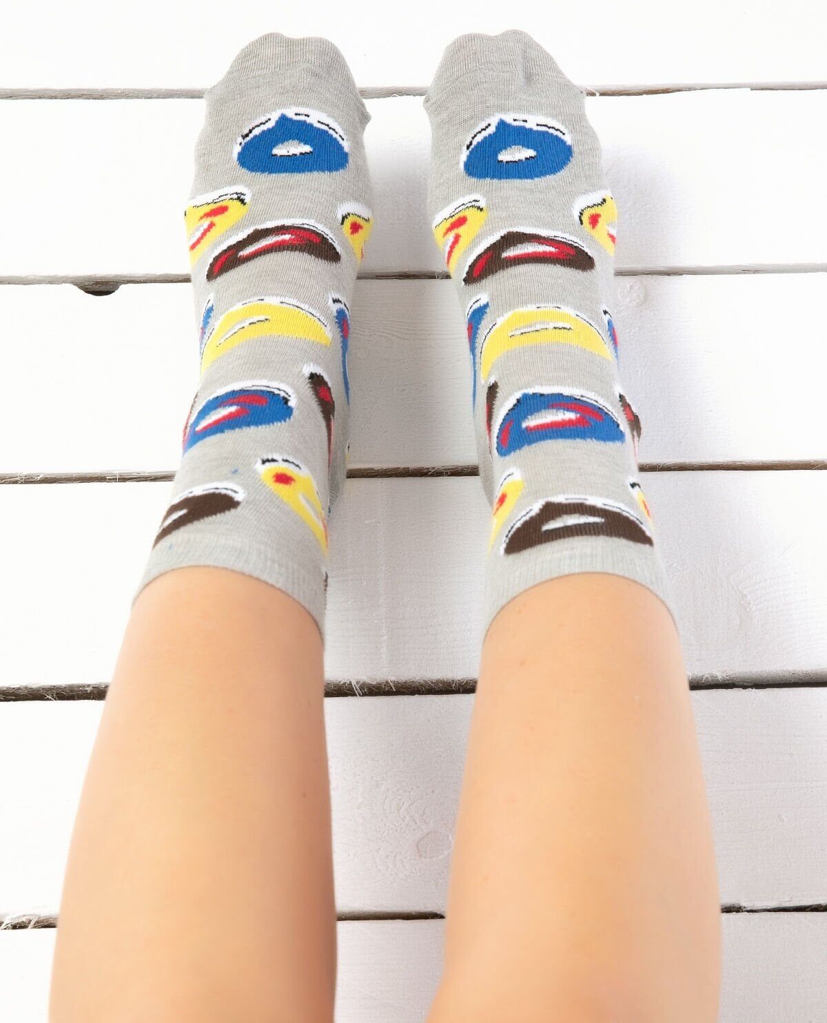 Gri Renk Donut Kurabiye Desen Soket Çorap