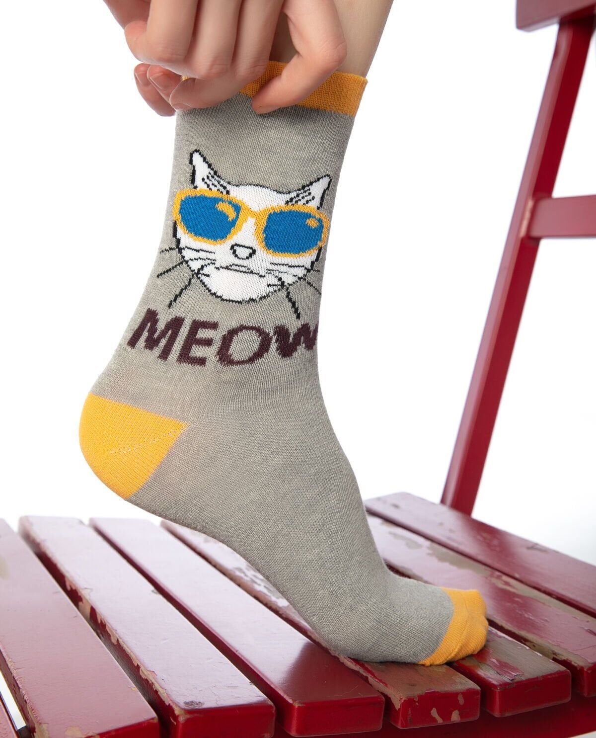 Gri Renk Kedi Desen Soket Çorap