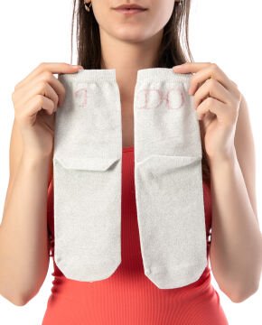 Gümüş Simli Soket Çorap