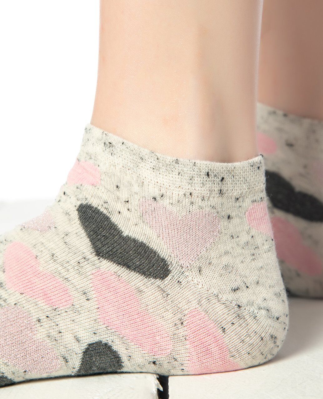 Gri Renk Kalp Desen Kısa Soket Çorap GRİ - 35/38