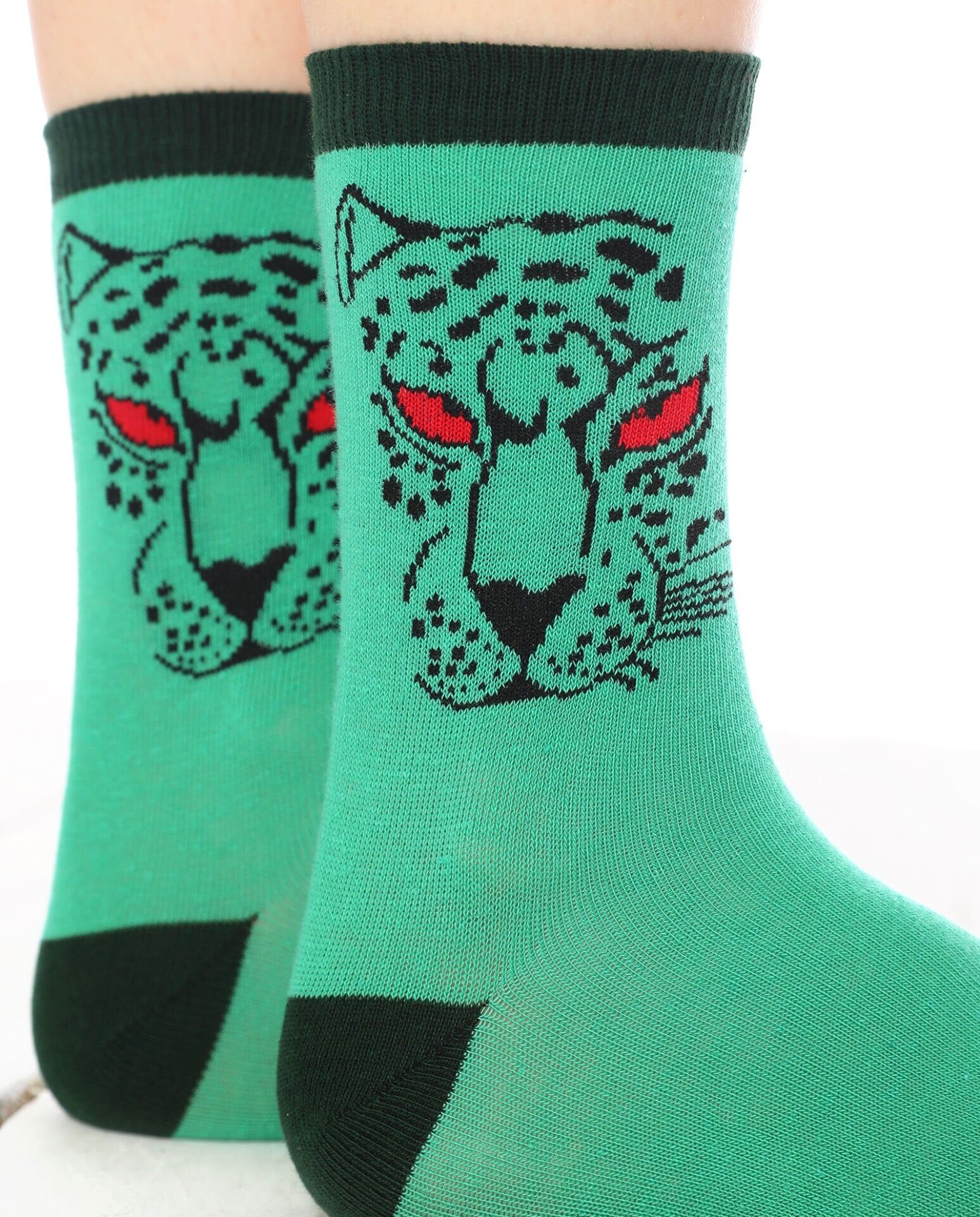 Kaplan Desen Yeşil Renk Soket Çorap