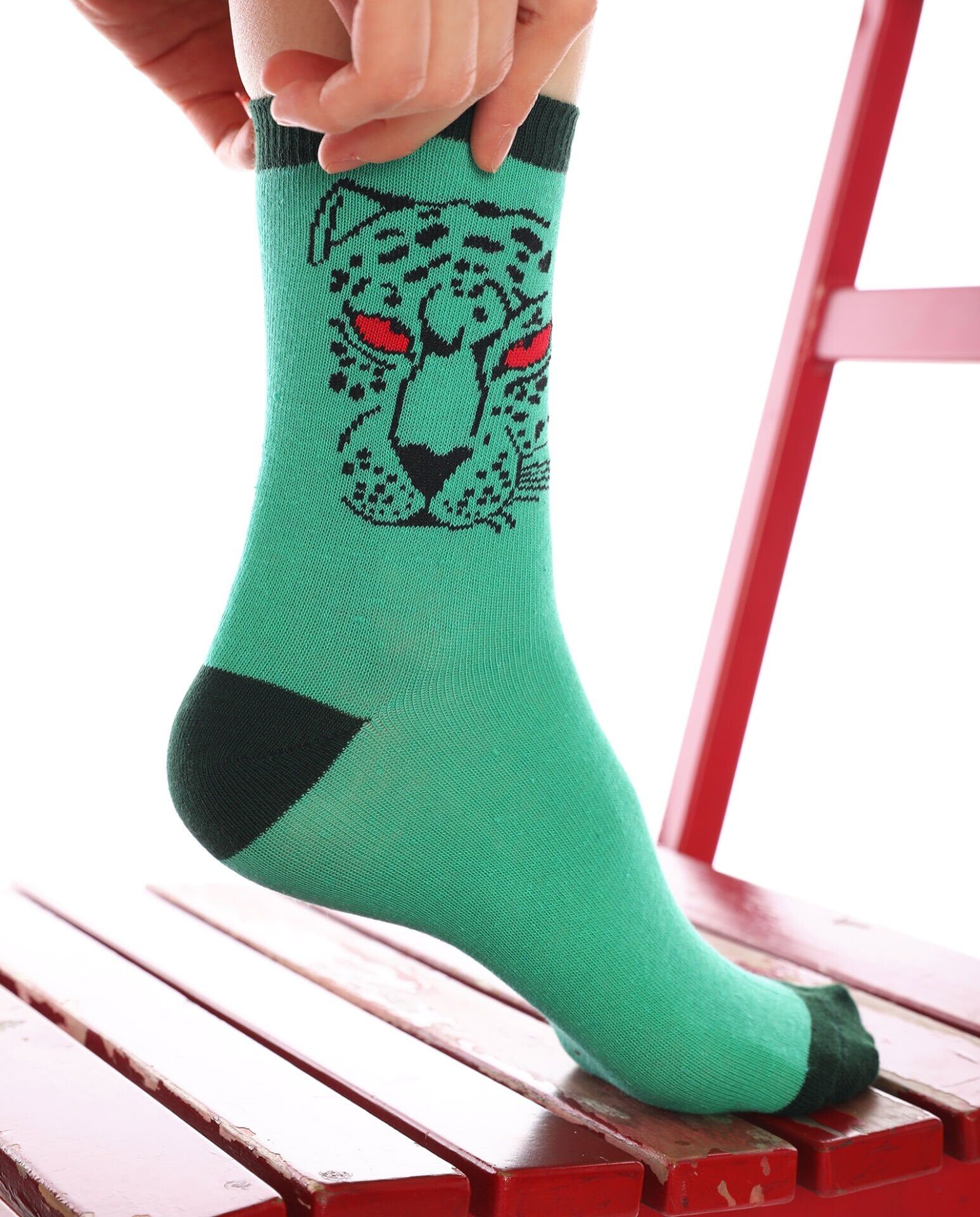 Kaplan Desen Yeşil Renk Soket Çorap