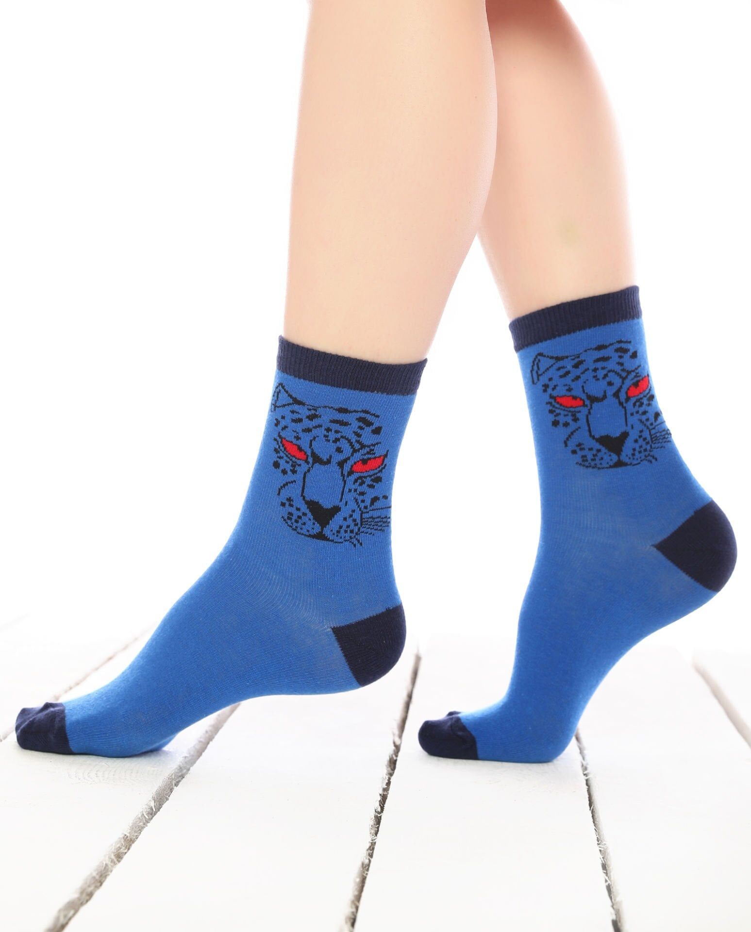 Kaplan Desen Saks Mavi Soket Çorap