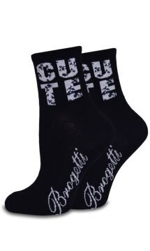 Siyah Renk Beyaz Cute Yazılı Soket Çorap