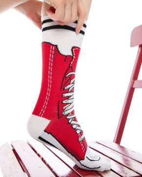 Kırmızı Converse Desen Soket Çorap
